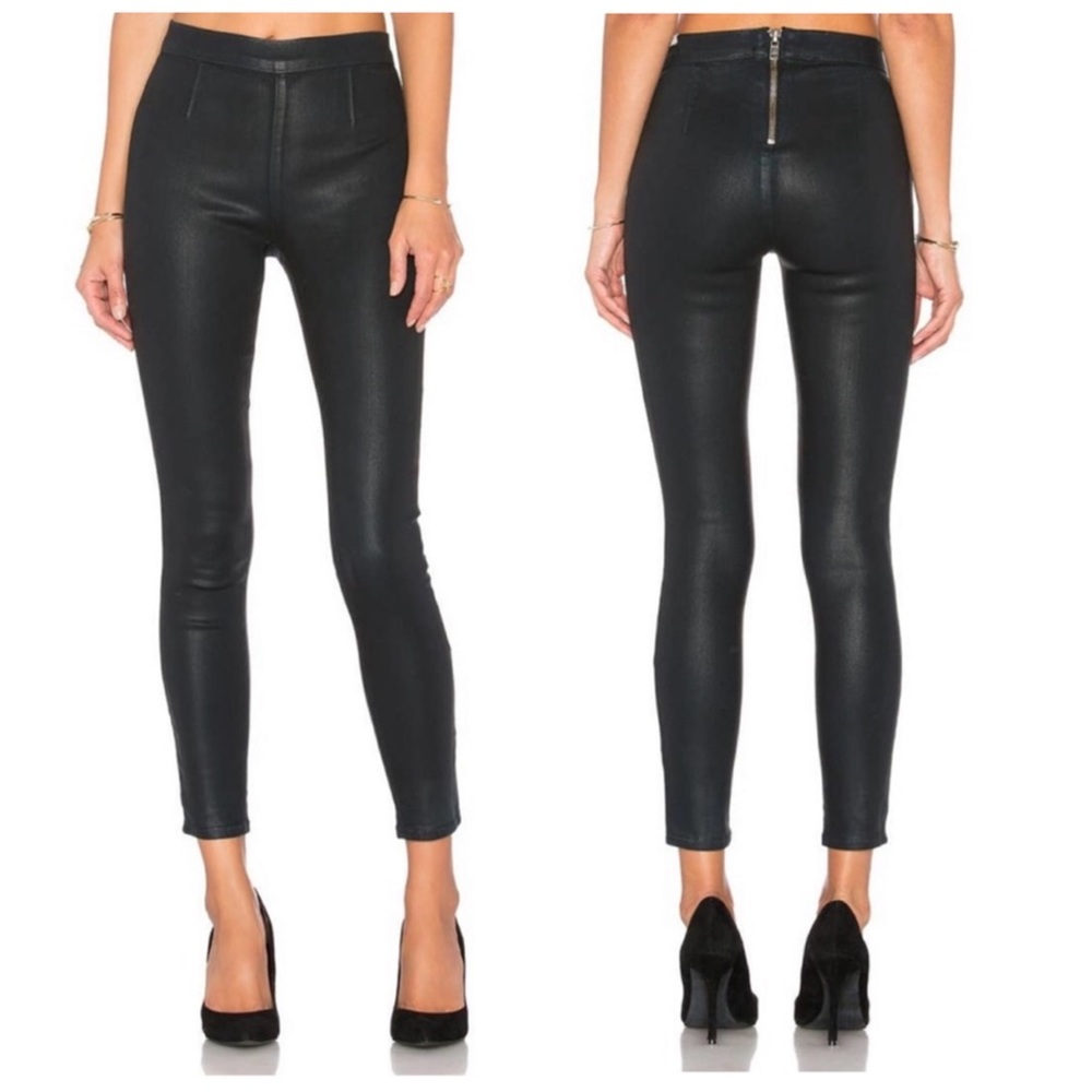 5. Lovers + Friends Jesse Skinny Legging Jean In
Freeman Wash